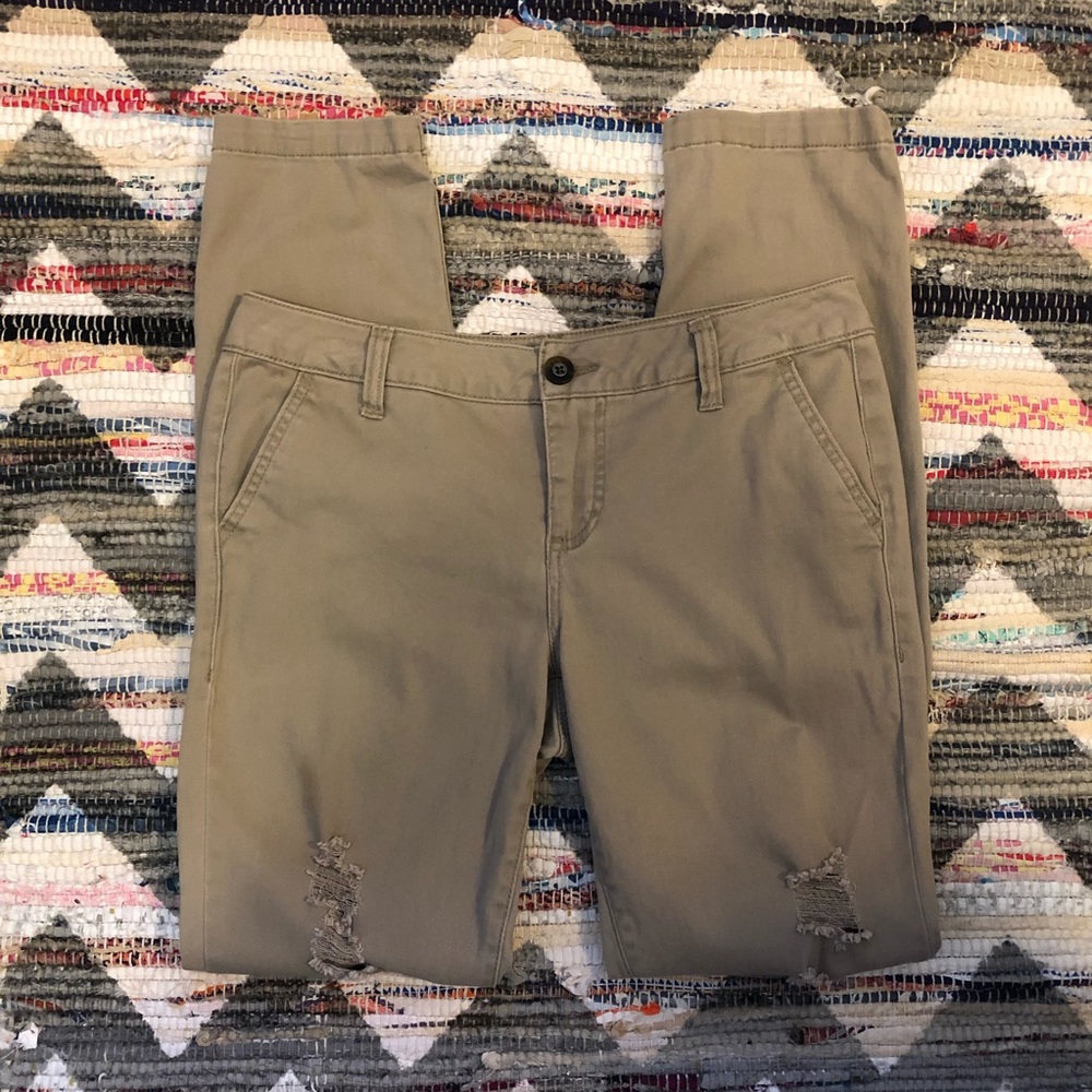 BKE Mollie Skinny Stretch Destructed Khaki Pants The Buckle size 28 Comfy Khakis - Picture 3 of 8
